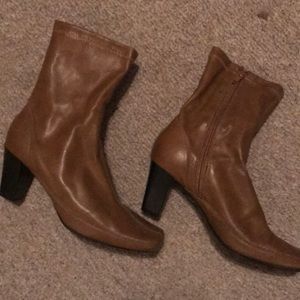 Ankle boots